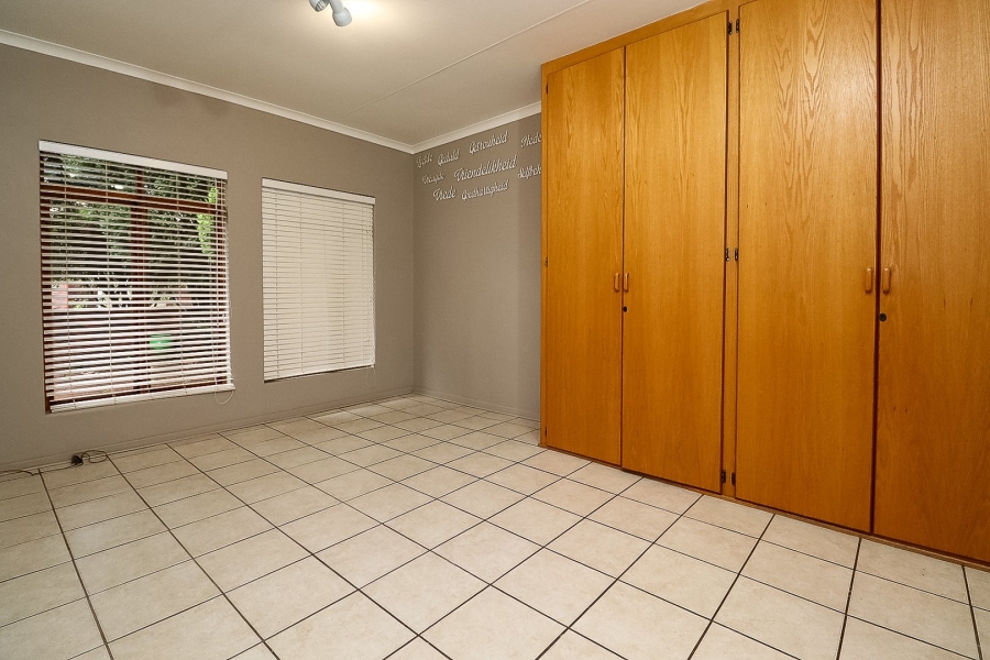 2 Bedroom Property for Sale in Flamwood North West